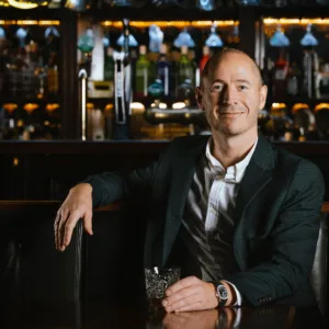 Portrætfoto af Peder Blak, CEO hos The Old Irish Pub.